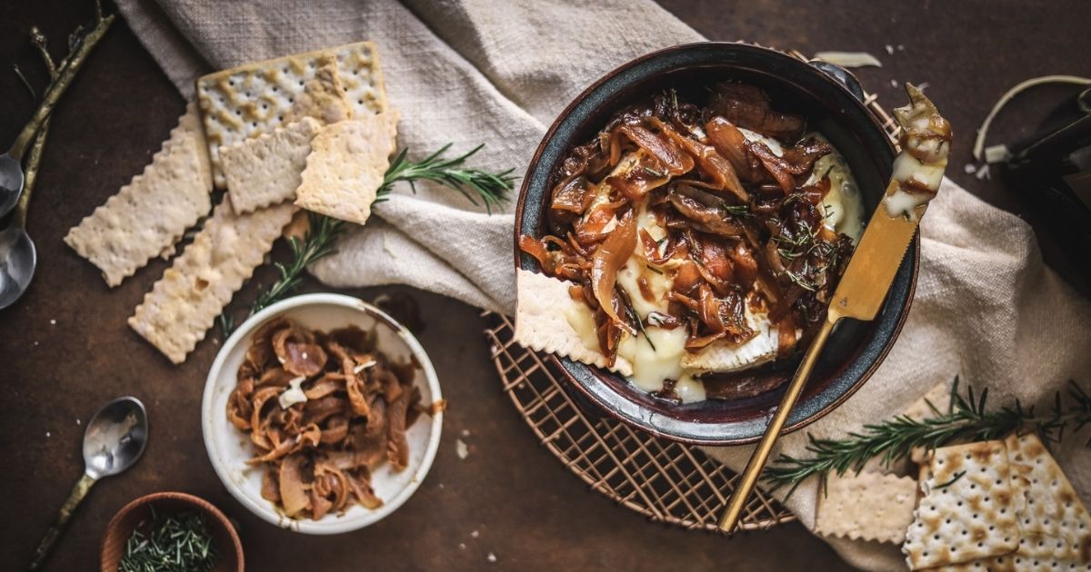 French Onion Baked Brie Recipe