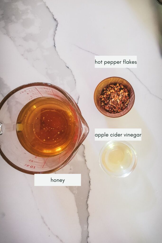 Ingredients for hot honey, labelled.