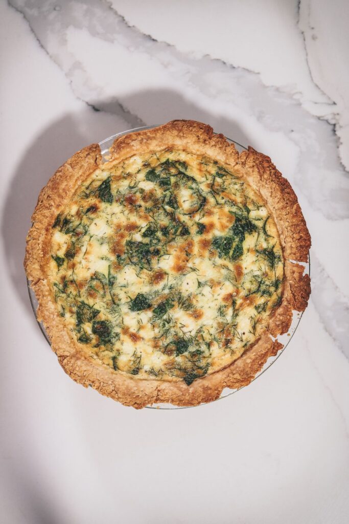 The quiche fresh out of the oven, ready to serve. 