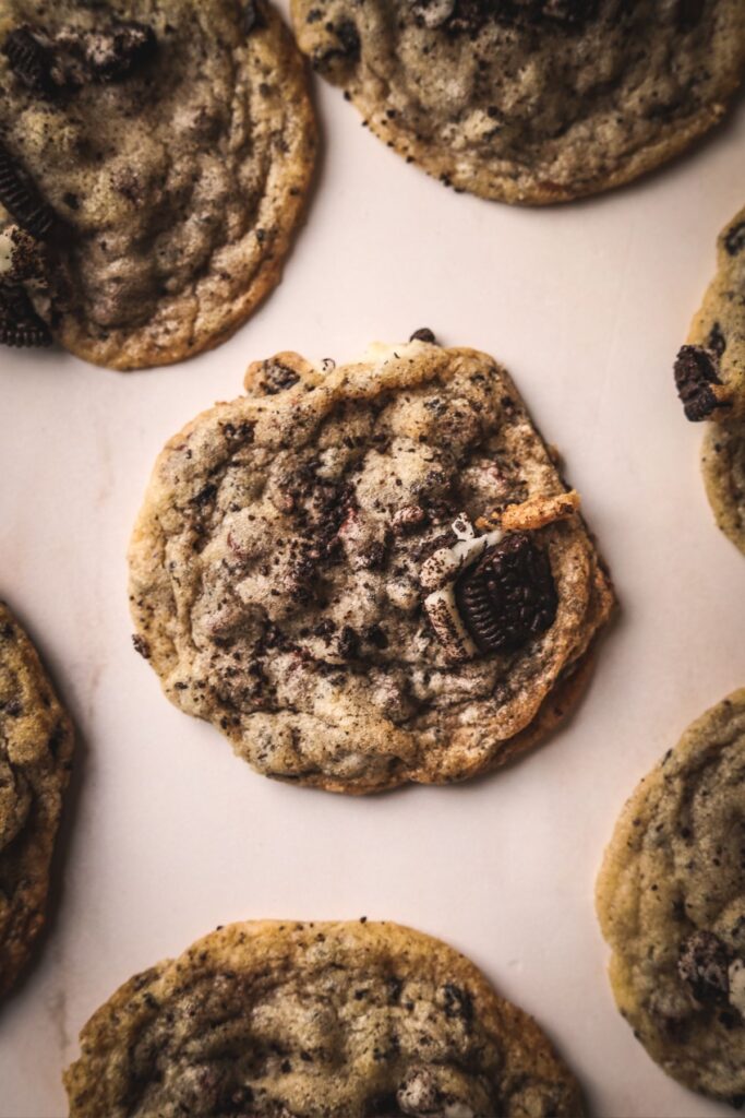 Close up of the oreo chocolate chip cookies. 