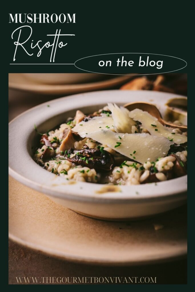 A bowl of mushroom risotto on a dark green background with title text.